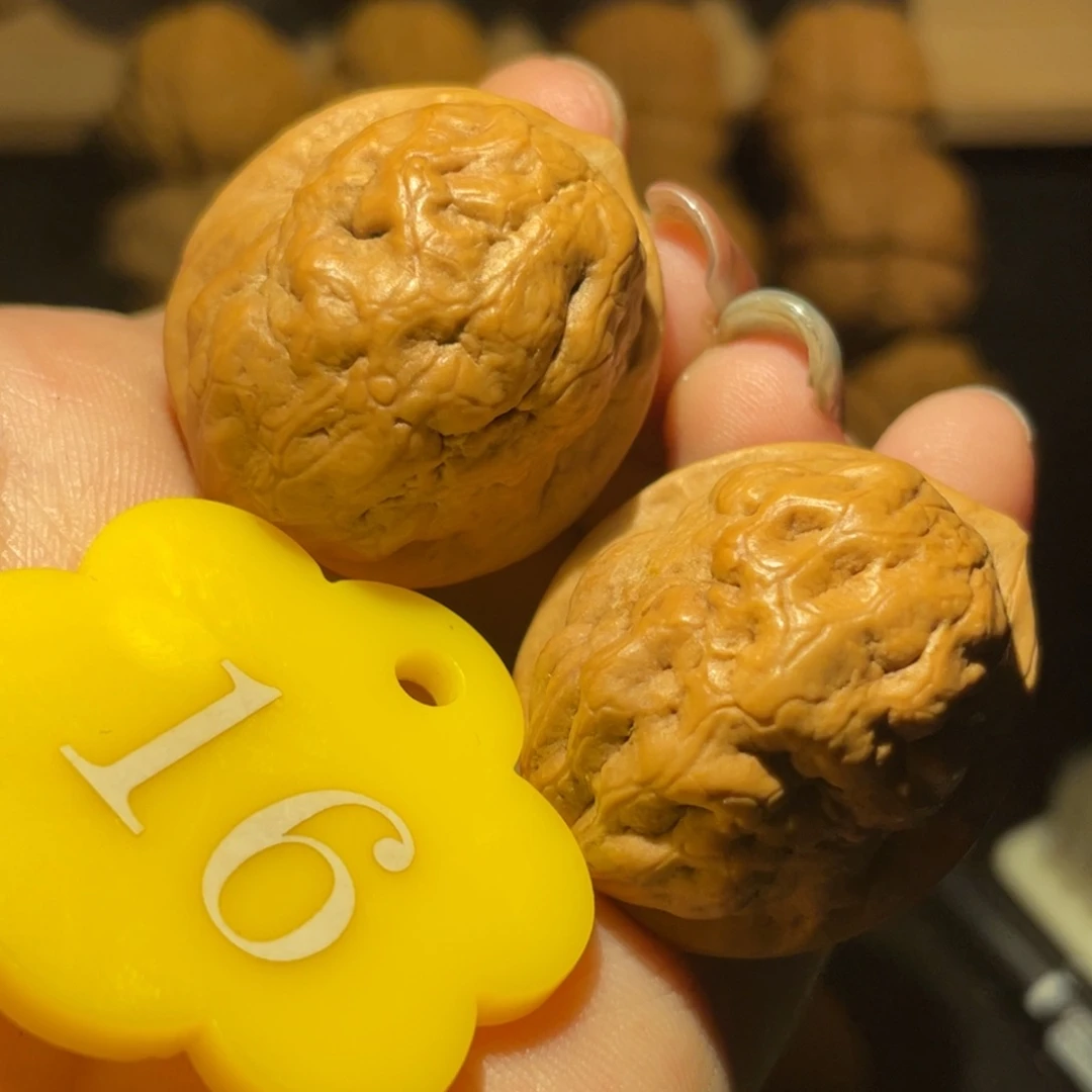 桃核把件疙瘩包28尺寸核桃