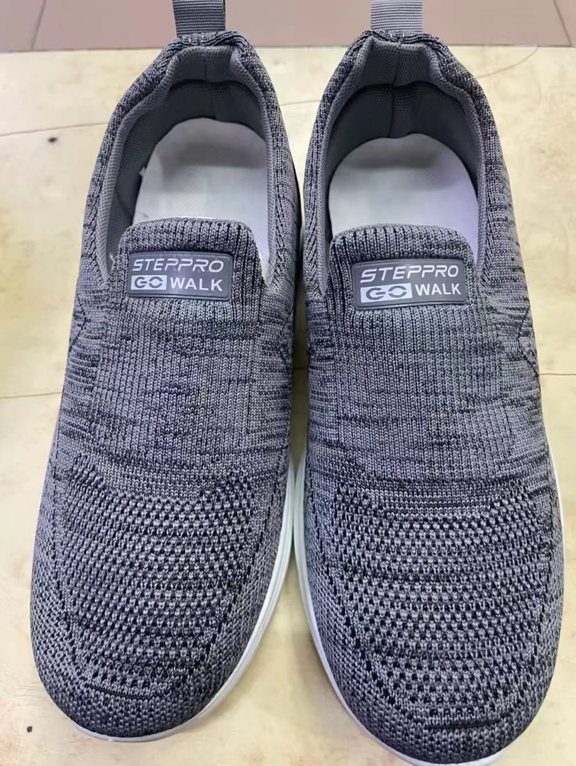 灰色男飞织运动鞋