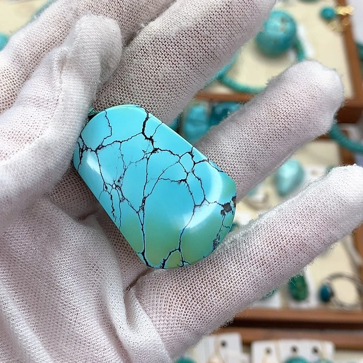 绿松石挂件未镶嵌万*空