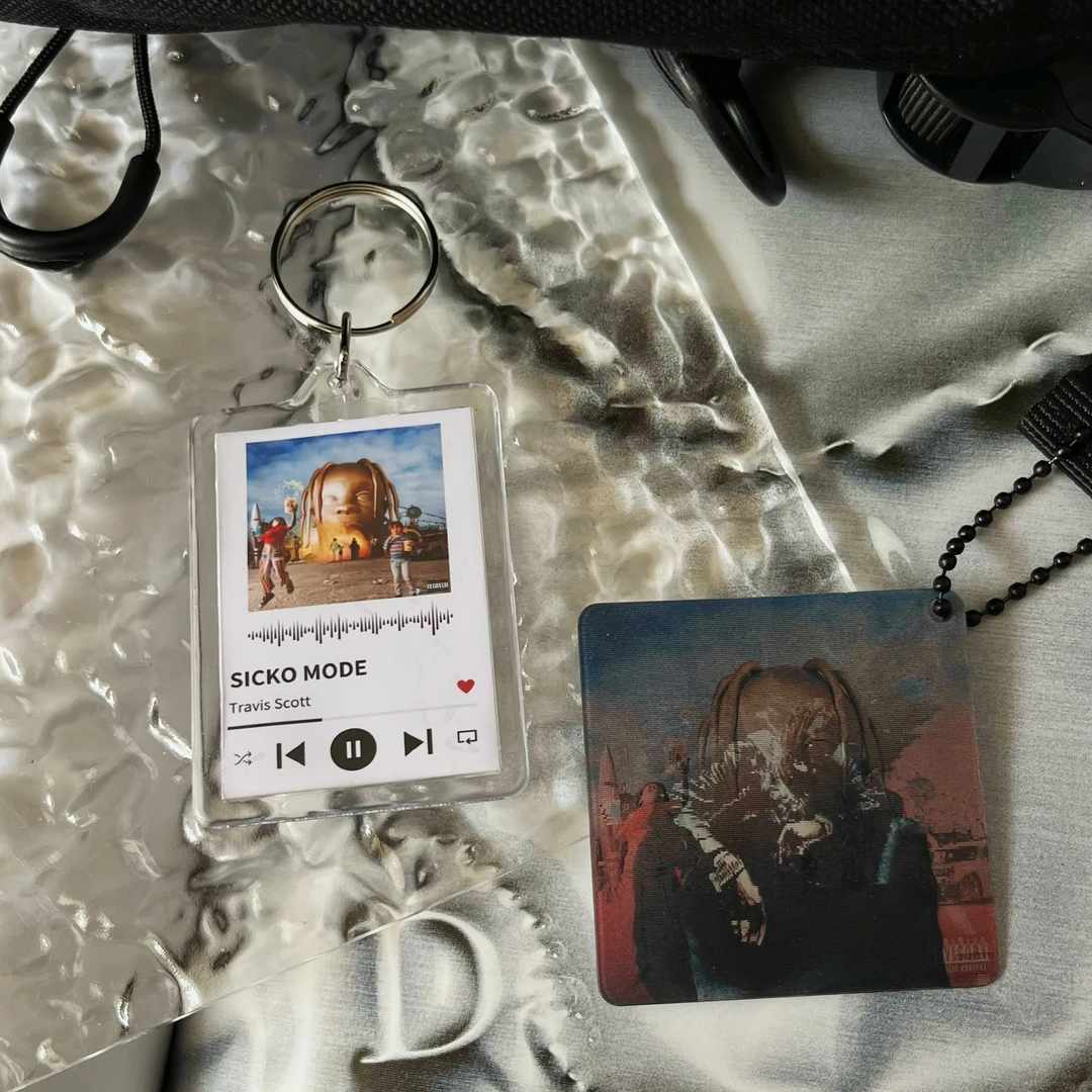 欧美音乐专辑NFC六变闪卡钥匙扣小挂件果汁蟑螂侠霉霉公鸭盆栽