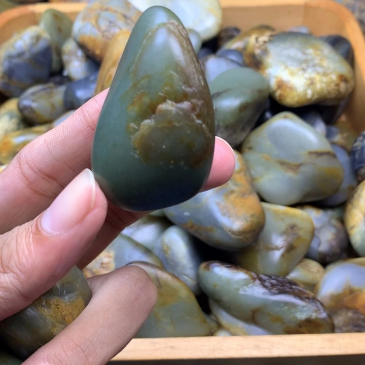 吕***爷和田玉未镶嵌挂件