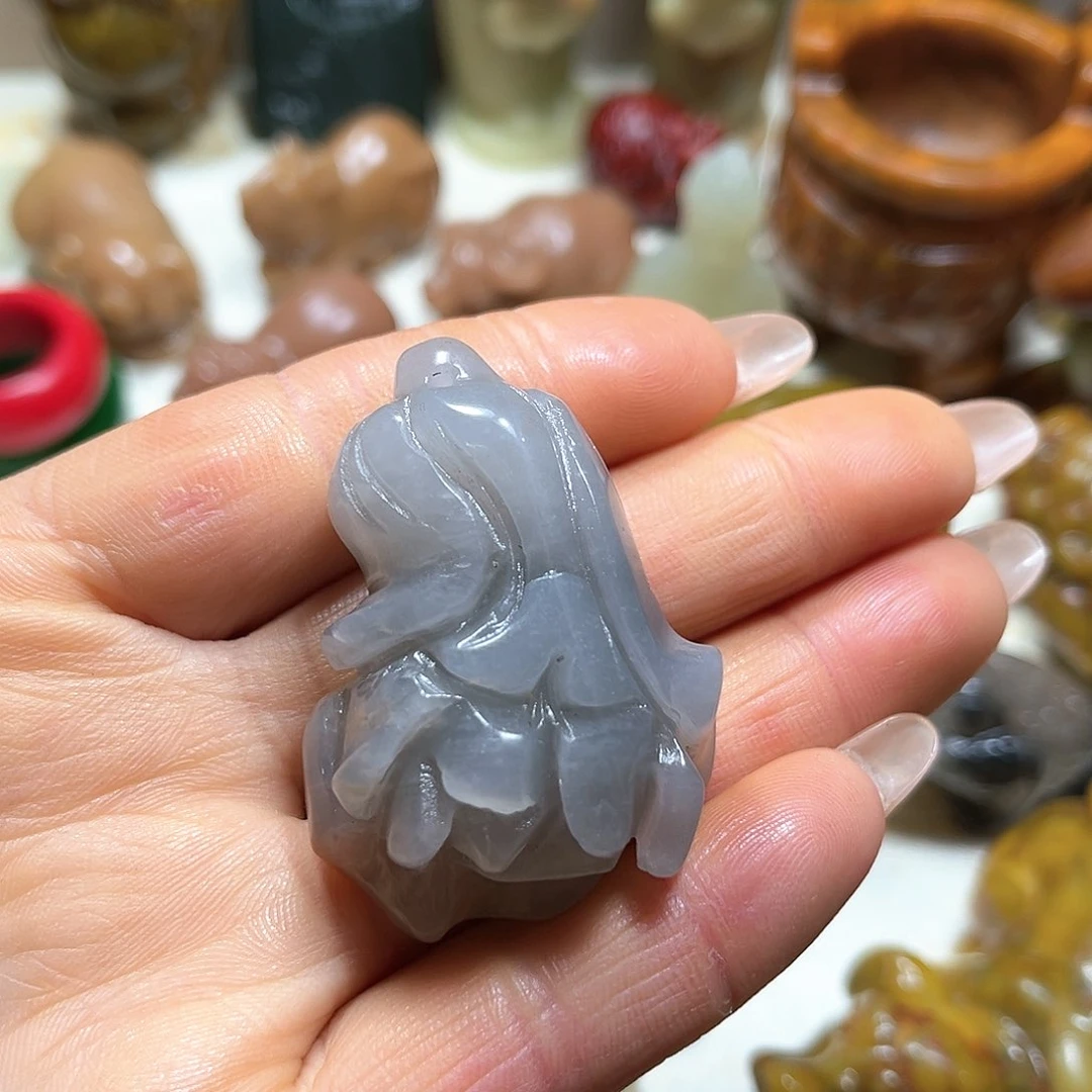 白玉菩提吊坠白玉菩提吊坠