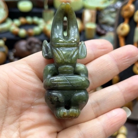 岫岩河磨玉（透闪石质玉）未镶嵌挂件