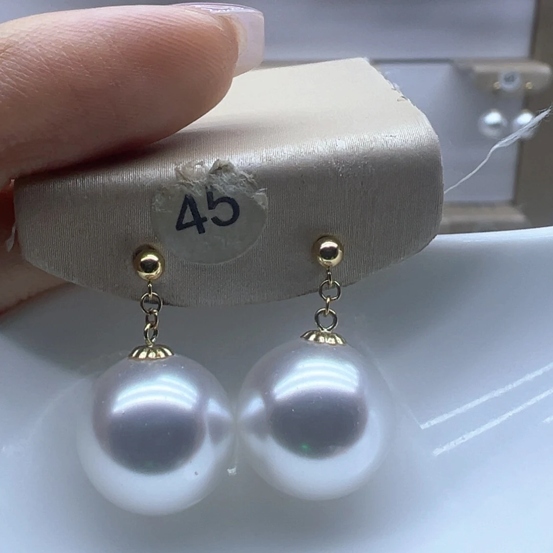 18K金镶嵌淡水珍珠耳饰