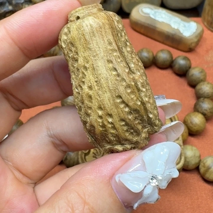 大叶紫檀（黑酸枝木类）