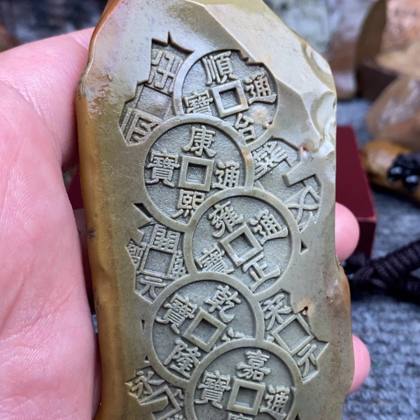 【闪购商品】原石雕刻手把件