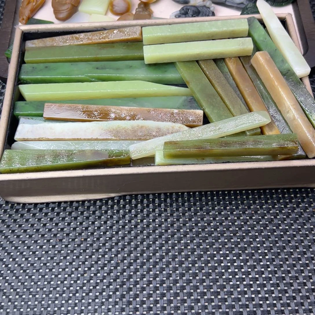 和田玉（糖玉）未镶嵌珠宝半成品