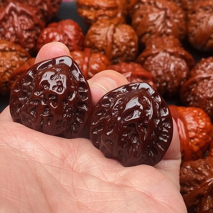 猴头核桃吊坠六*手捻