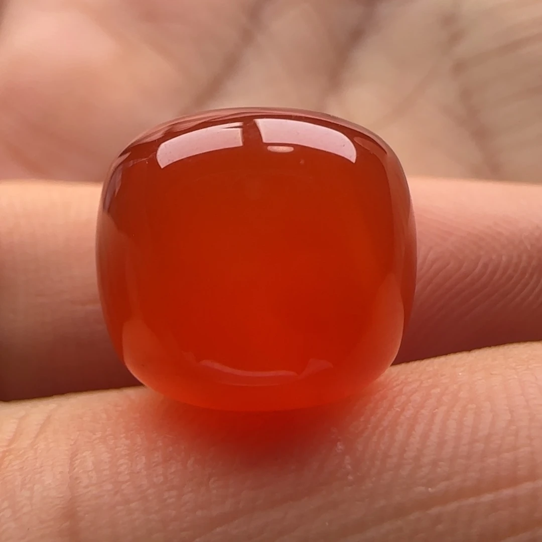 南红玛瑙老型13.5-12.4孔马牙未镶嵌