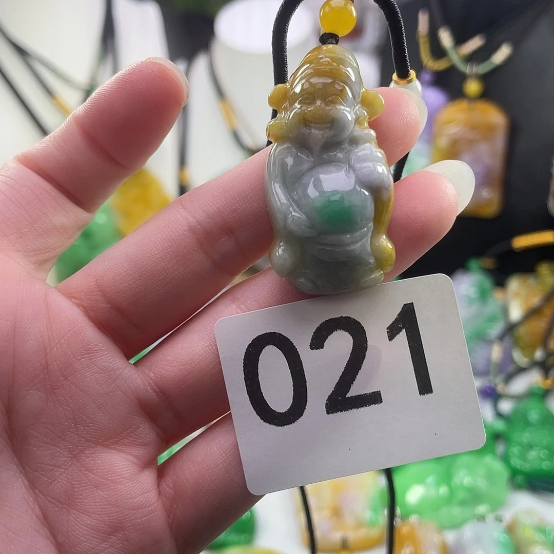 吊坠(赠链)未镶嵌翡翠