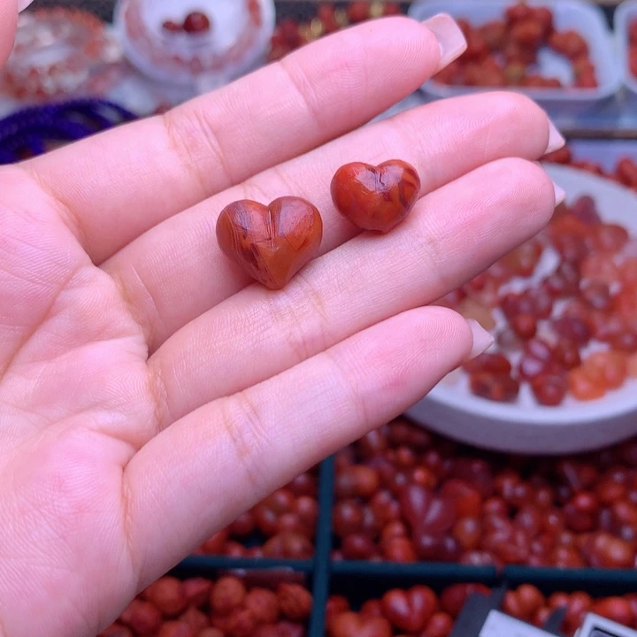 南红玛瑙未镶嵌珠宝半成品42