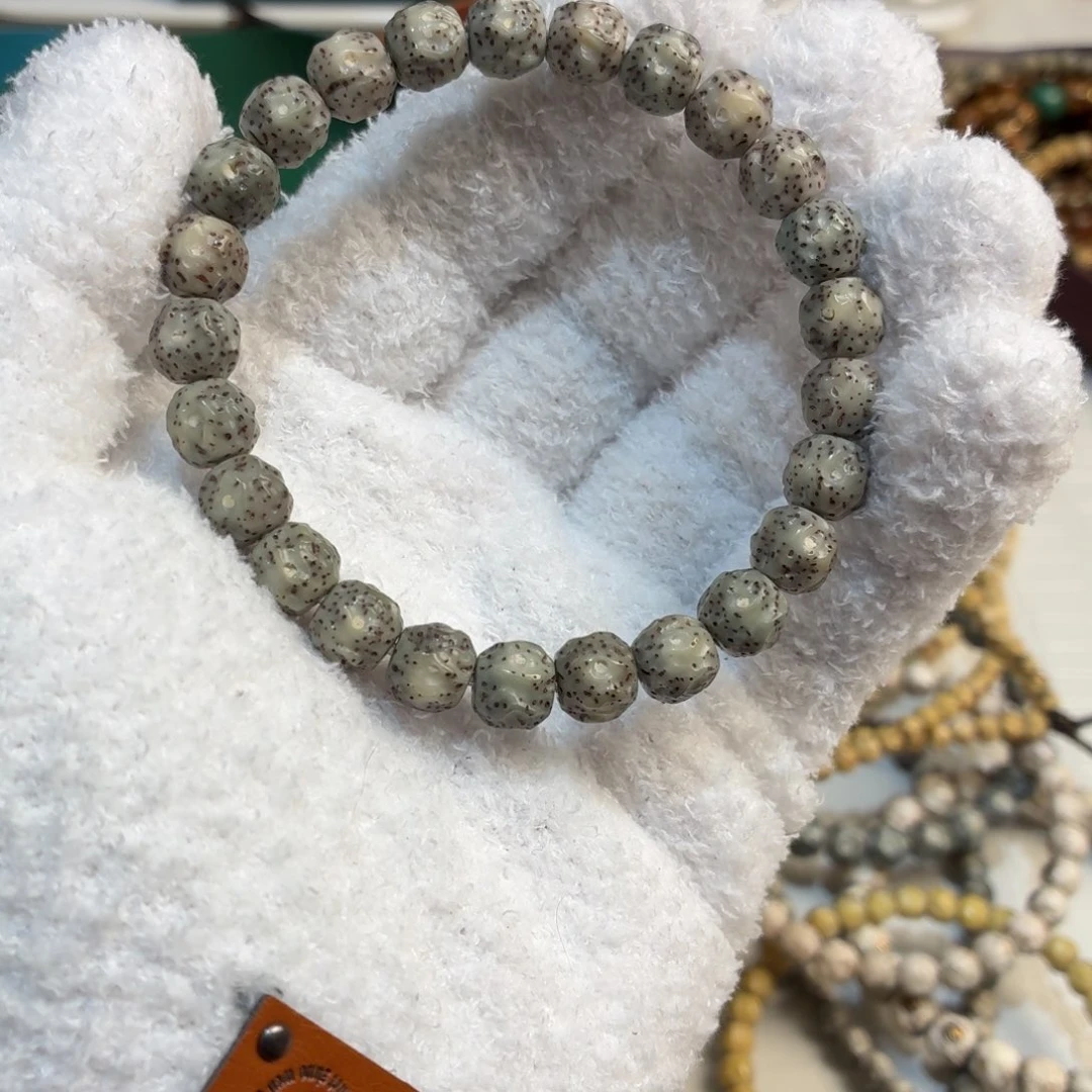 手串星月菩提尺寸8.8