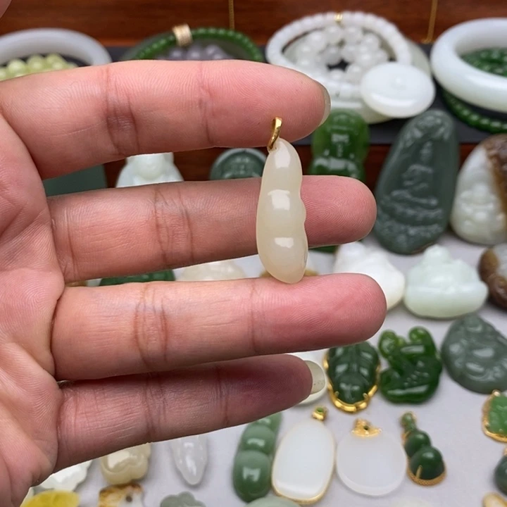 若***霖吊坠(不含链)18K金镶嵌和田玉