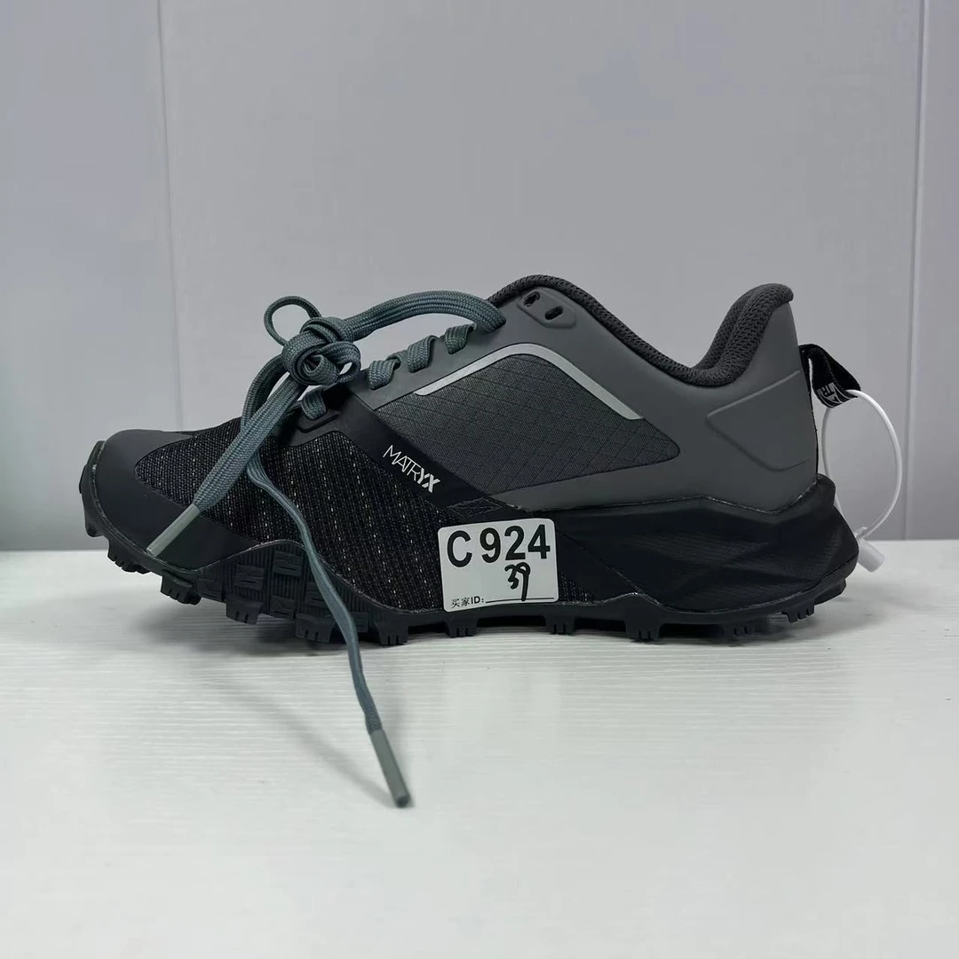 3-新款户外运动百搭休闲鞋 C924