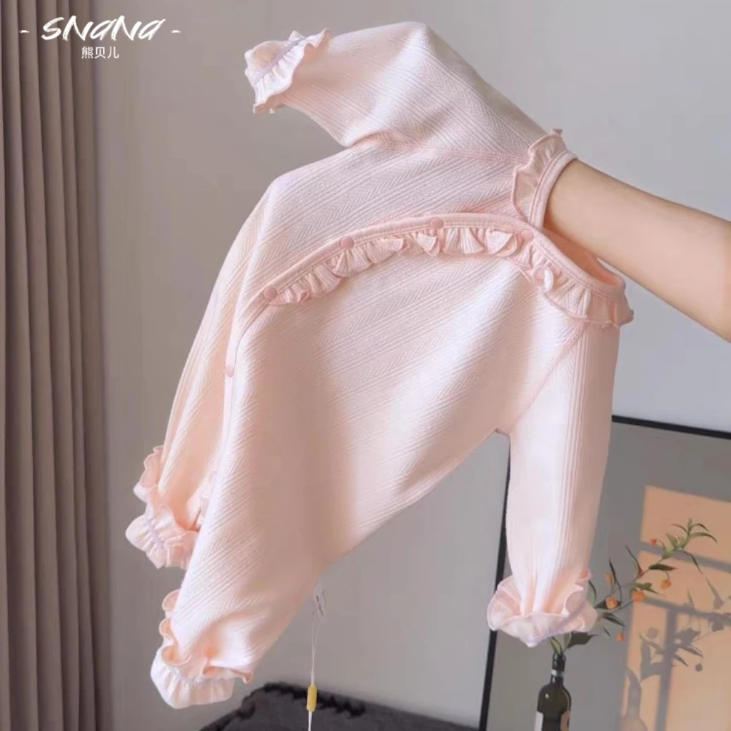 新生儿婴幼儿连体衣a类纯棉外出服女宝宝爬服春秋季宝宝早秋衣服