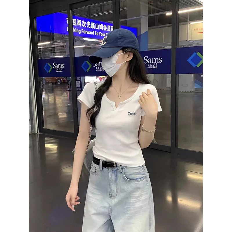 设计感修身小V领短袖T恤女装2025年夏季正肩正肩显瘦短袖t恤女