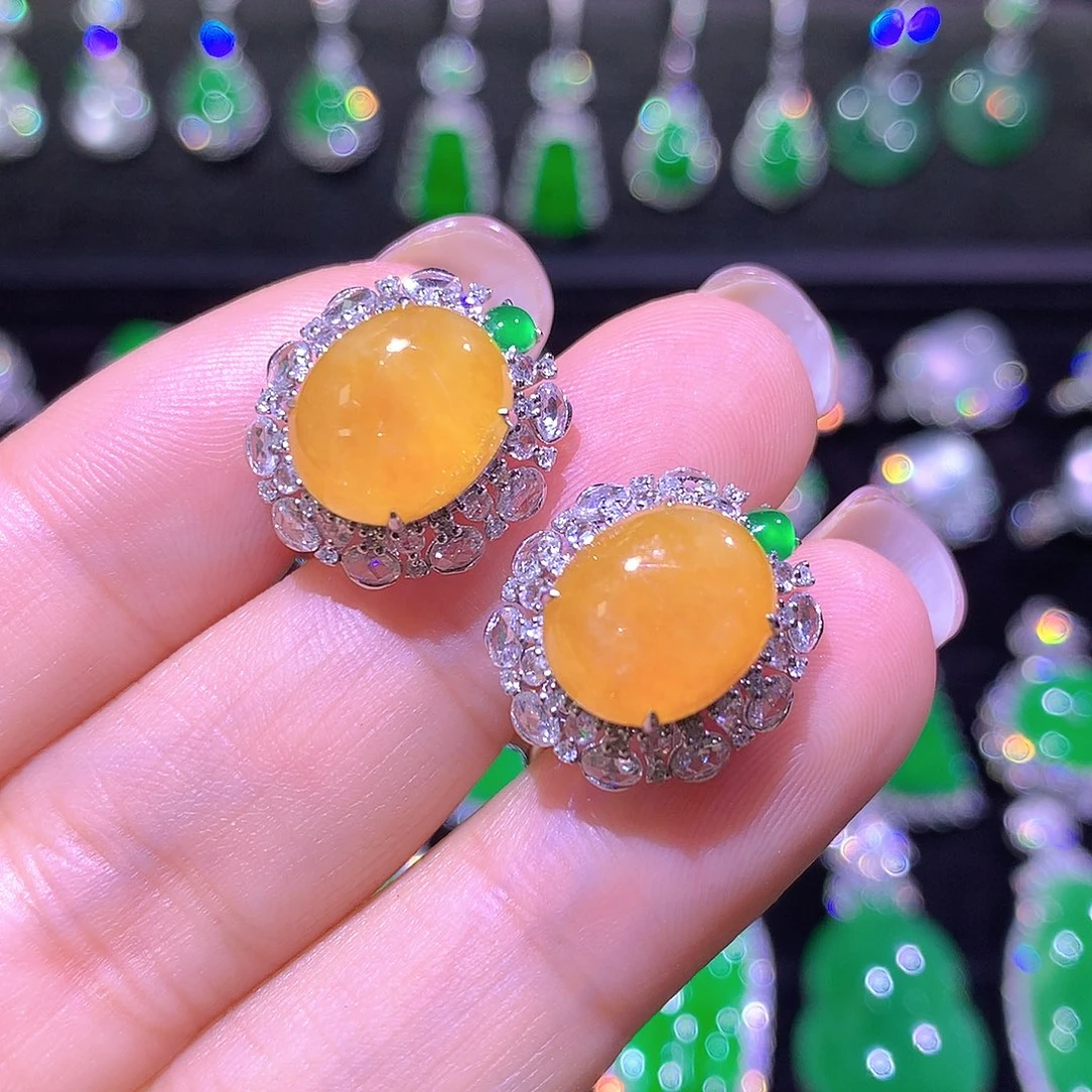 翡翠18K金镶嵌耳饰高冰黄翡蛋面耳包