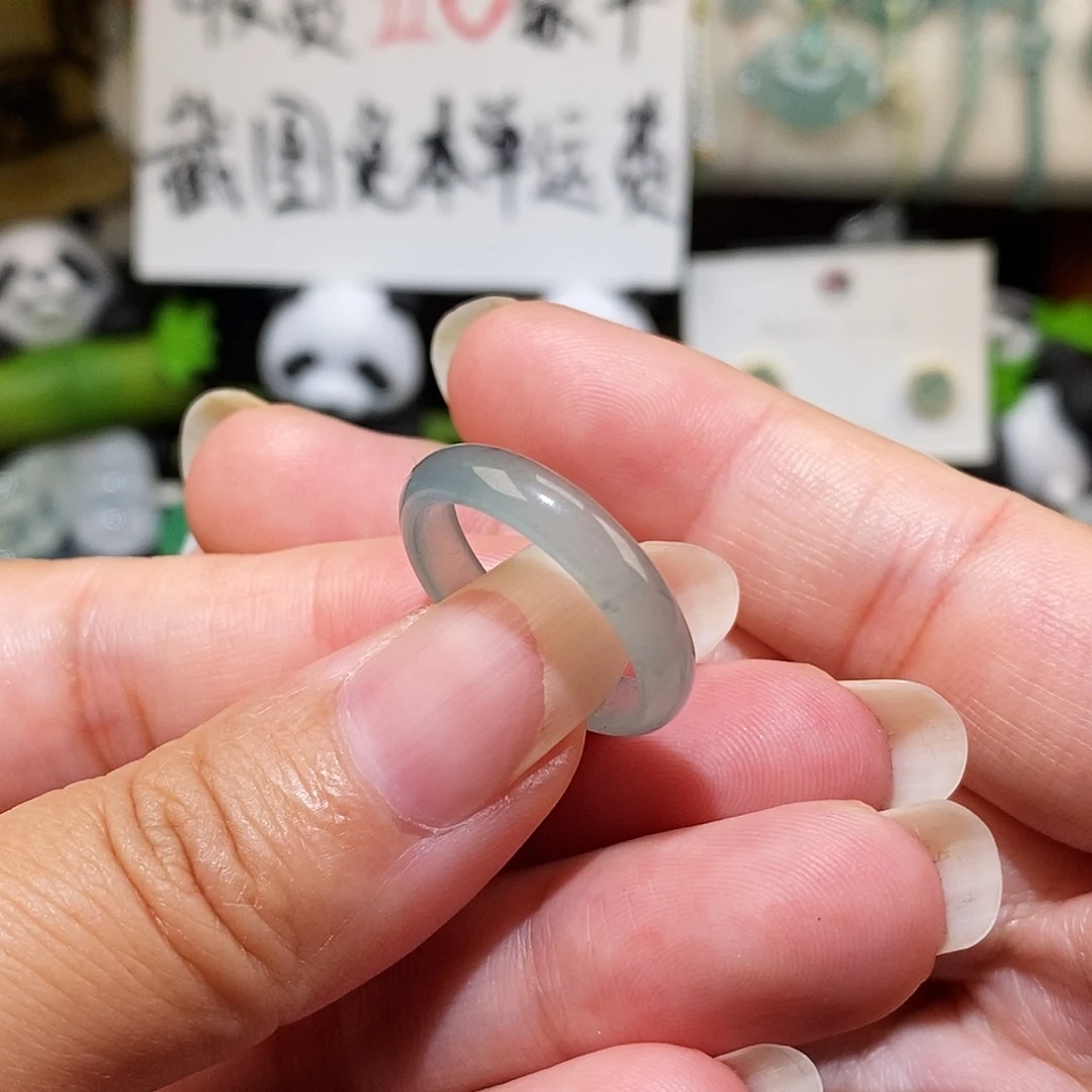 翡翠未镶嵌颈饰16圈