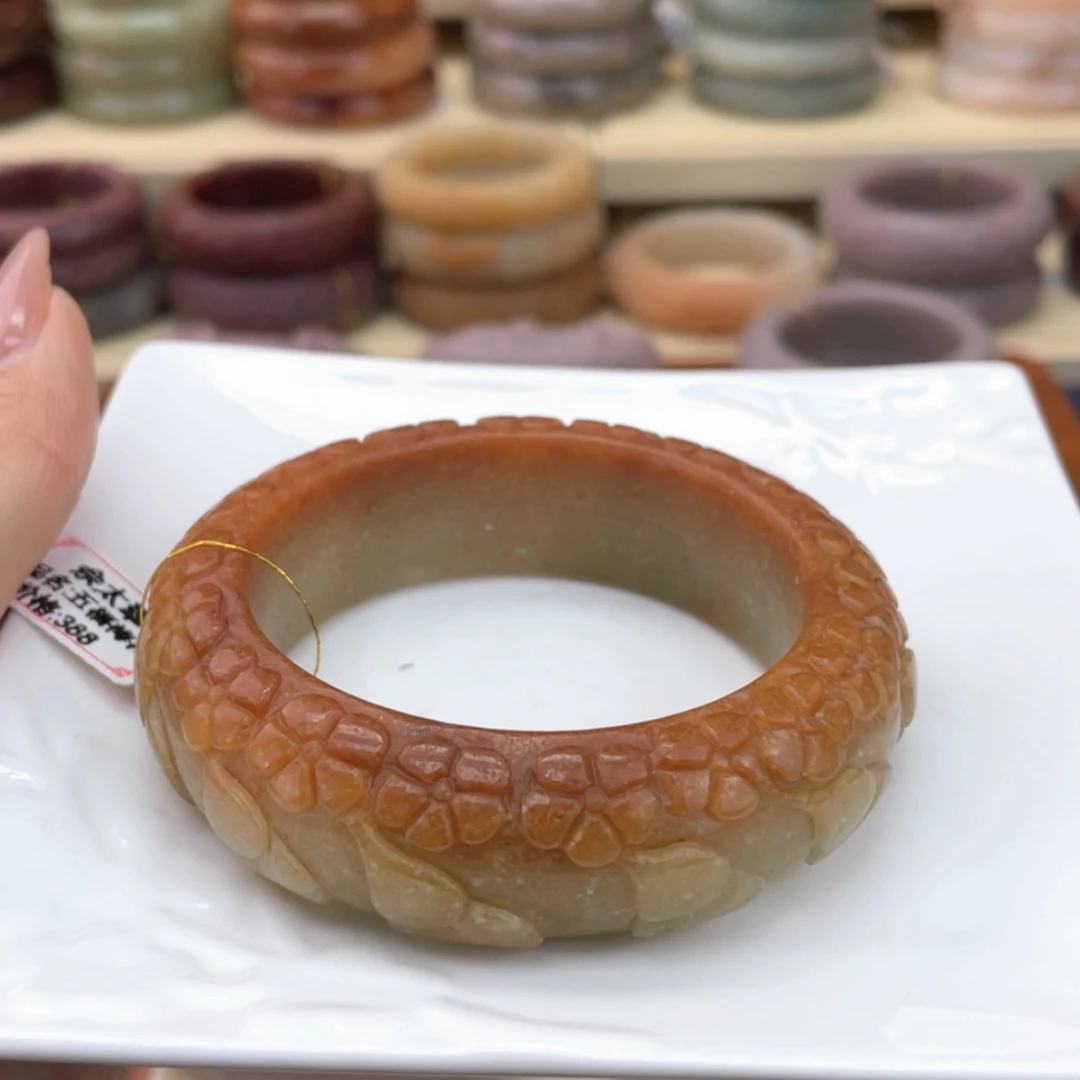 【闪购商品】石英质玉手镯未镶嵌洋*喱