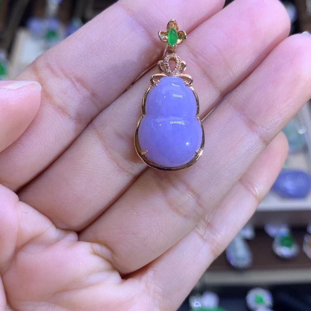 翡翠戒指18K金镶嵌翡翠