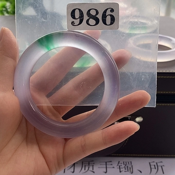 *****玉时尚飘花手镯/58+/986
