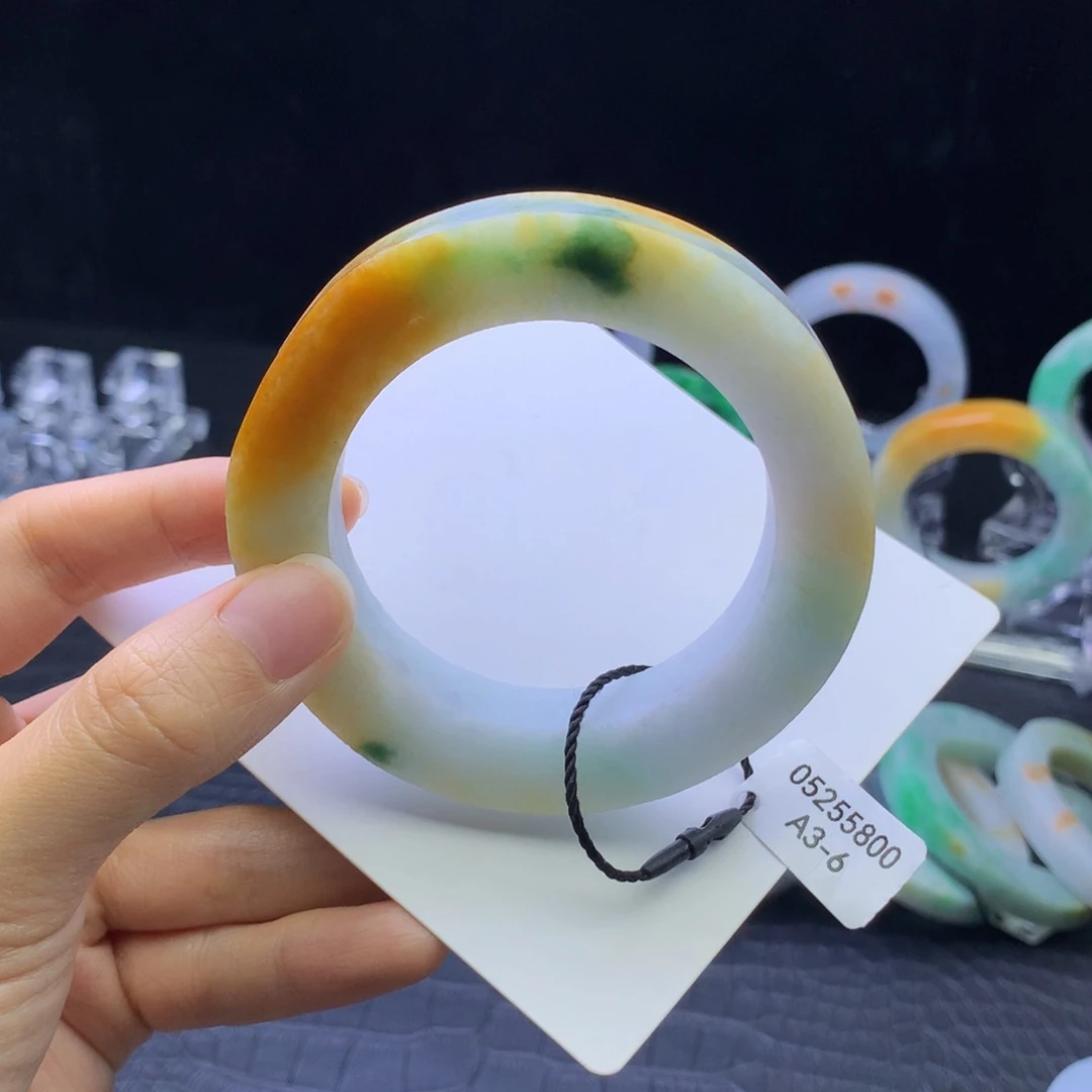 定制翡翠手镯未镶嵌