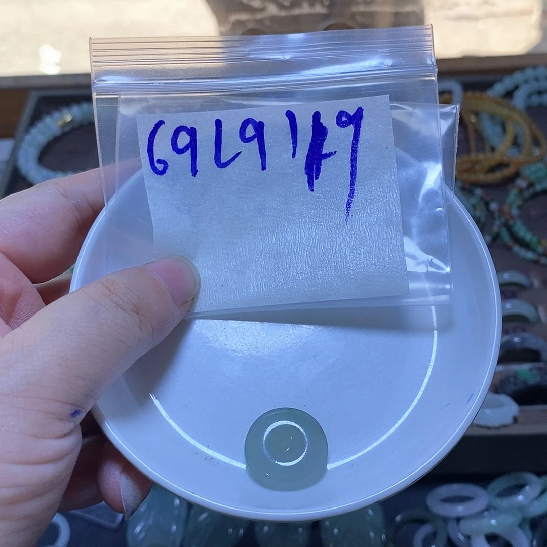 未镶嵌定制翡翠翡翠