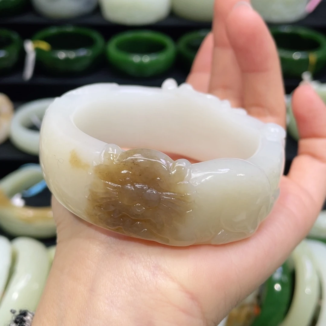 未镶嵌手镯和田玉34