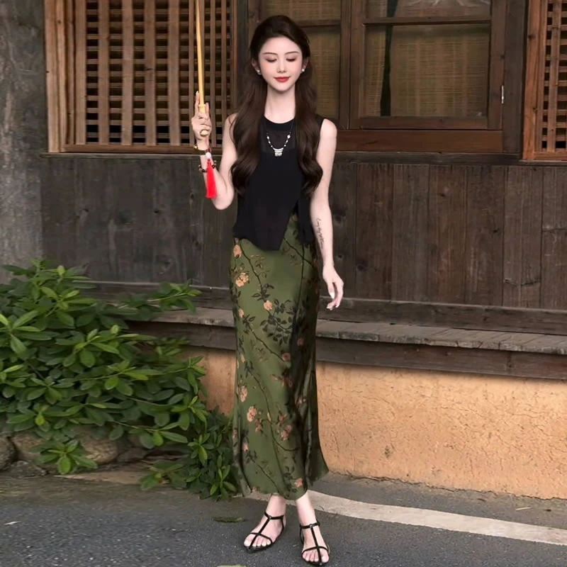 (有运费险）清雅气质设计感不规则无袖微透上衣夏季款百搭薄款小衫