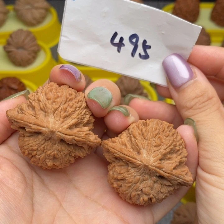 如***烟把件文玩核桃495满天星43尺全品