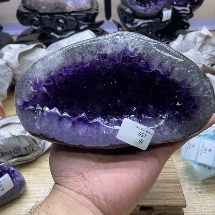 未镶嵌大型摆件（非配饰）紫晶