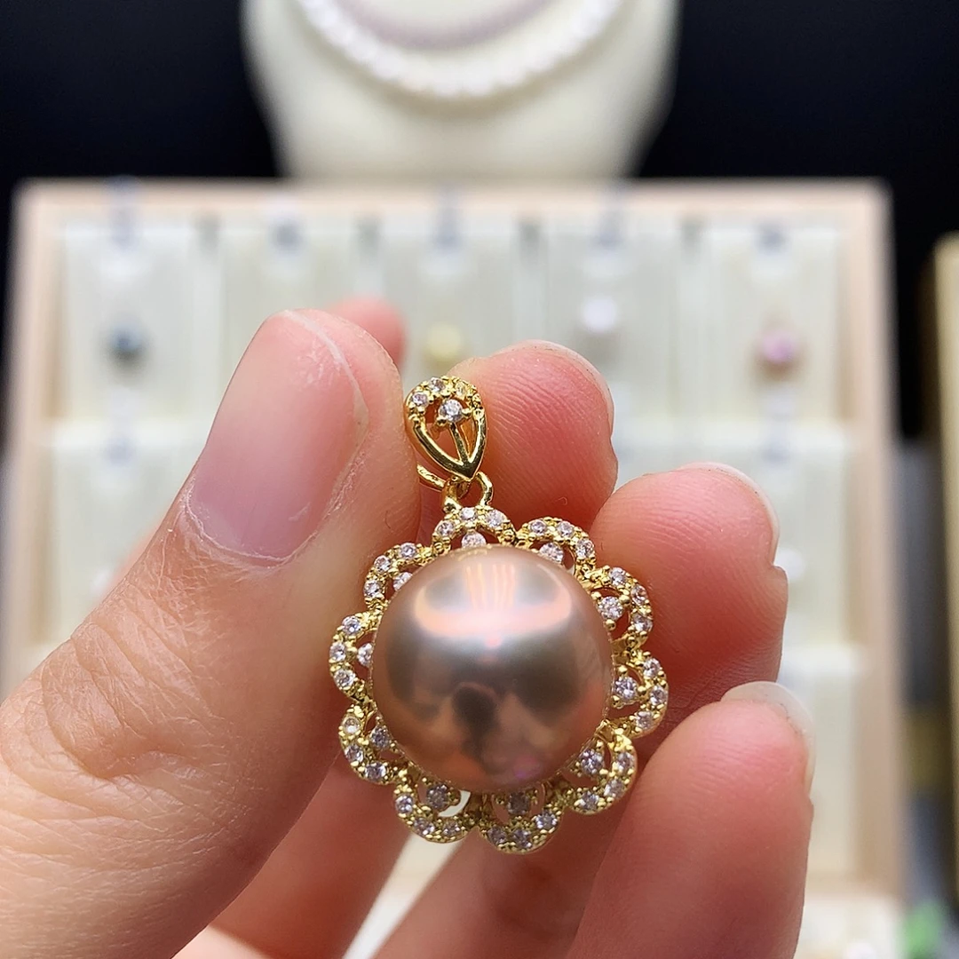 淡水珍珠合金颈饰