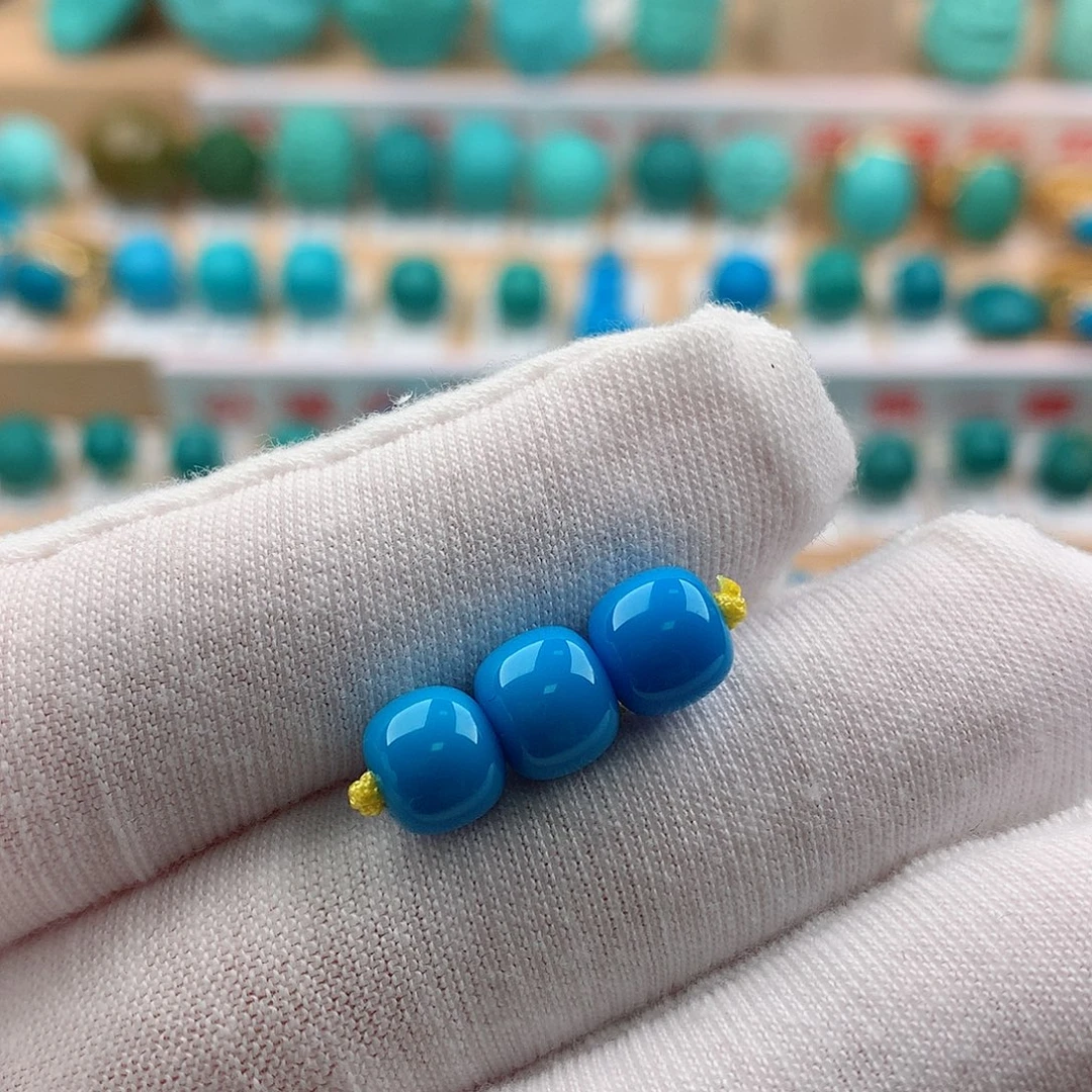 绿松石未镶嵌珠宝奇石7.4