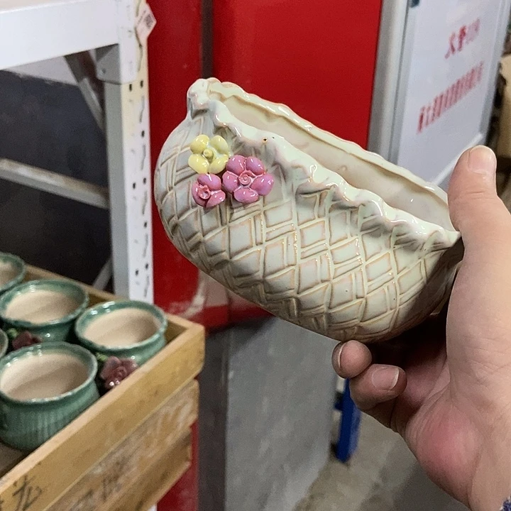 花盆单场满9.9发货14*9.5*6.5瑕疵