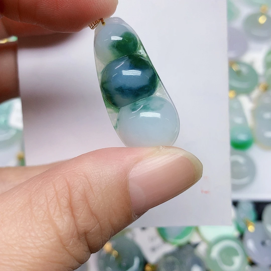 翡翠18K金镶嵌颈饰356778