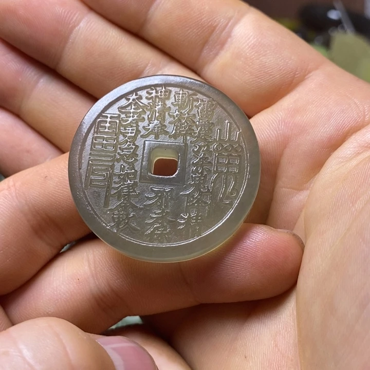 岫玉岫玉颈饰未镶嵌龙*