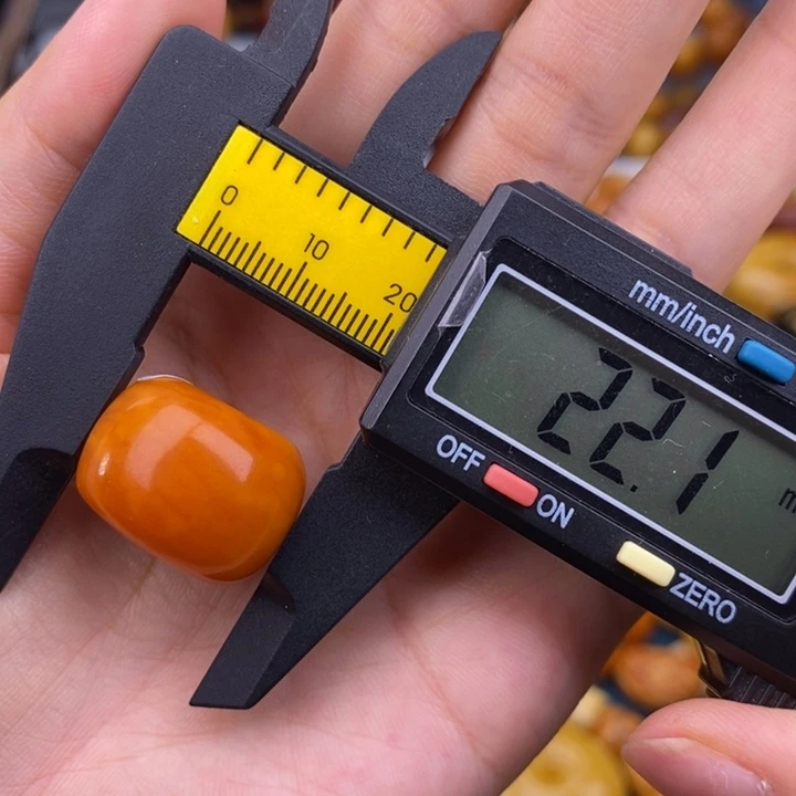 未镶嵌琥珀裸石蜜蜡M