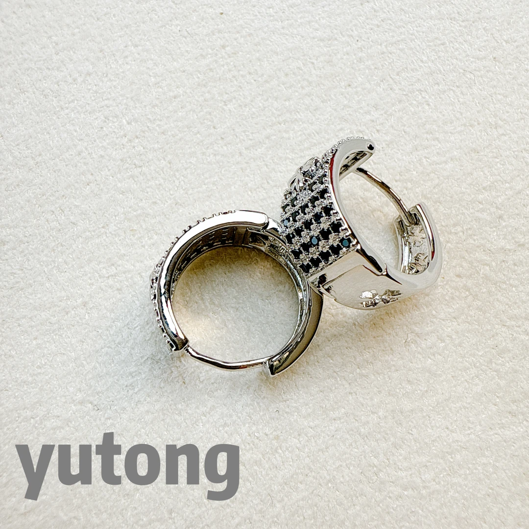 铜合金锆石耳饰 【雨桐轻奢饰品】设计款耳环YT02434