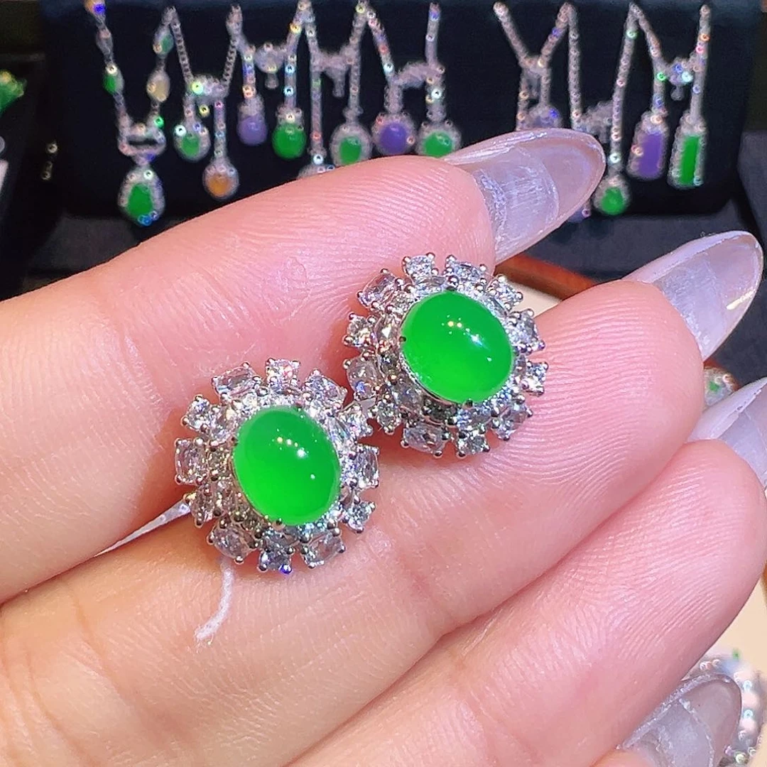 翡翠18K金镶嵌耳饰翡翠