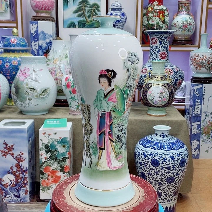 花瓶全手工粉彩人物画美人瓶