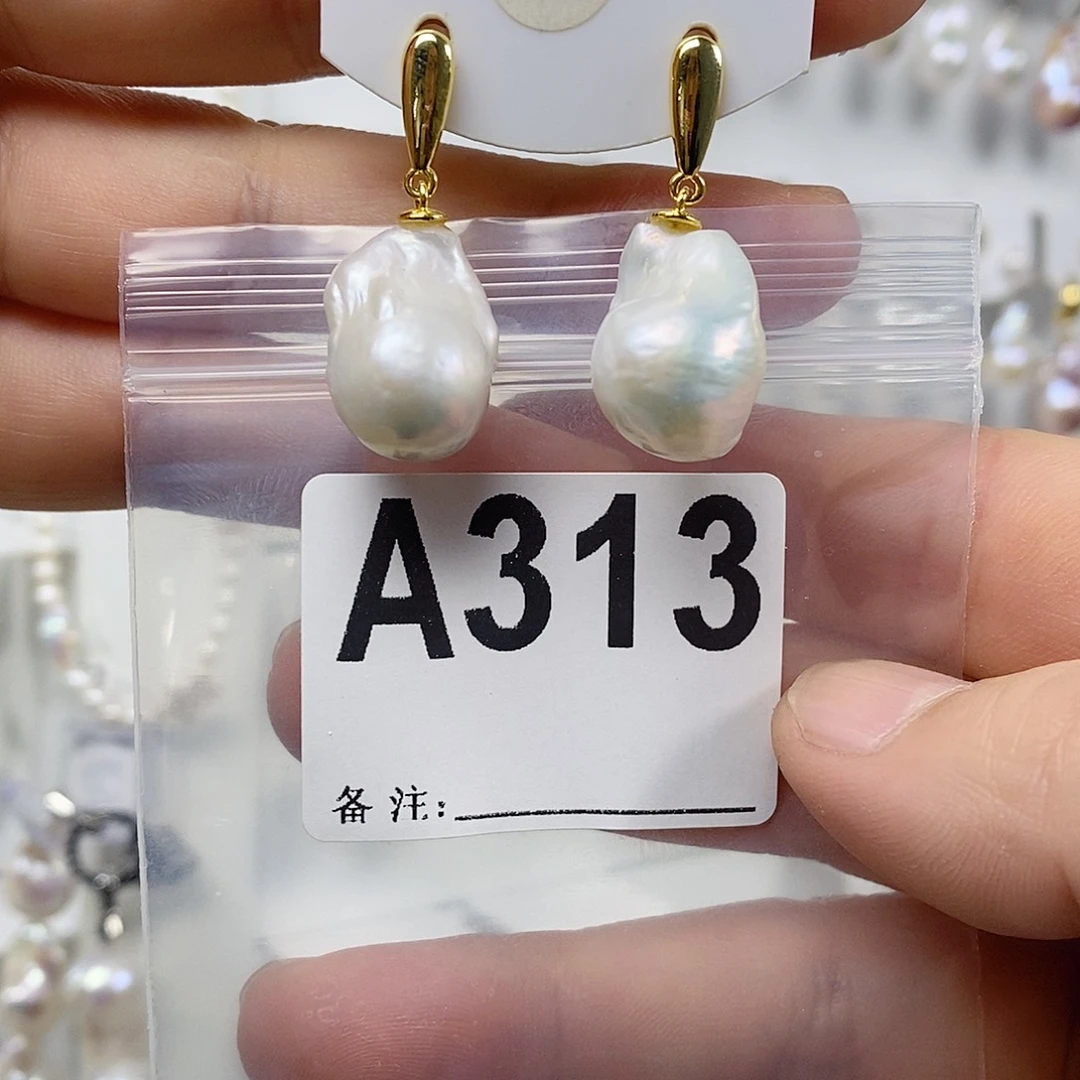 未镶嵌淡水珍珠颈饰