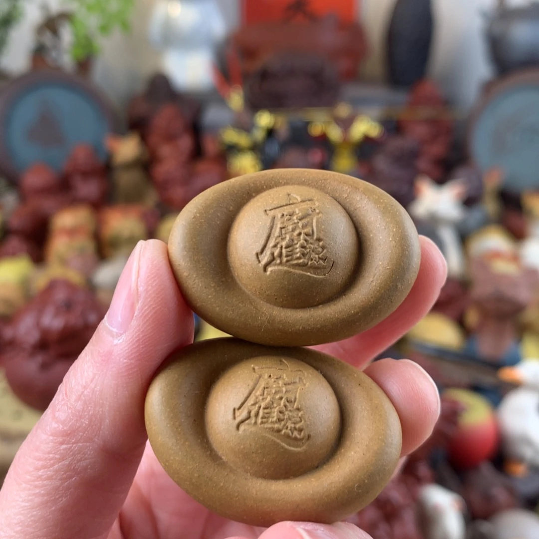 紫砂茶宠元宝一对