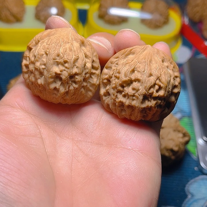 文玩核桃吊坠野生小众