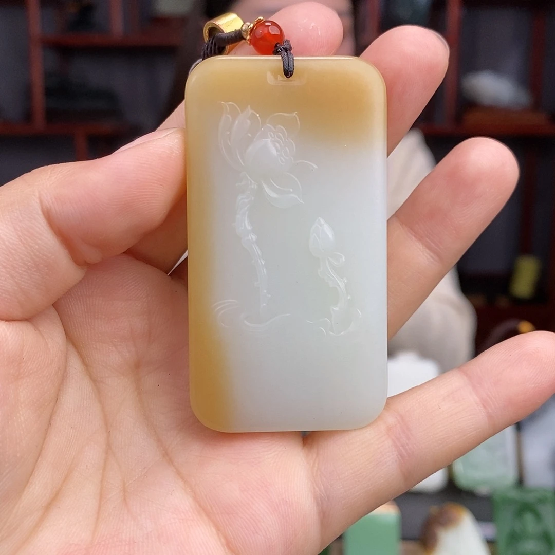 和田玉挂件未镶嵌