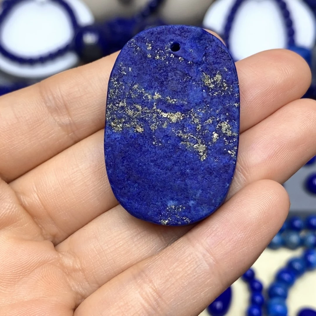 青金石未镶嵌颈饰