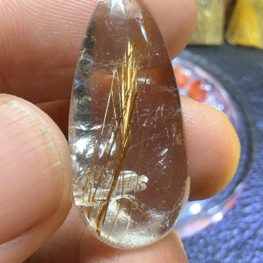 穆***萨吊坠(赠链)未镶嵌发晶
