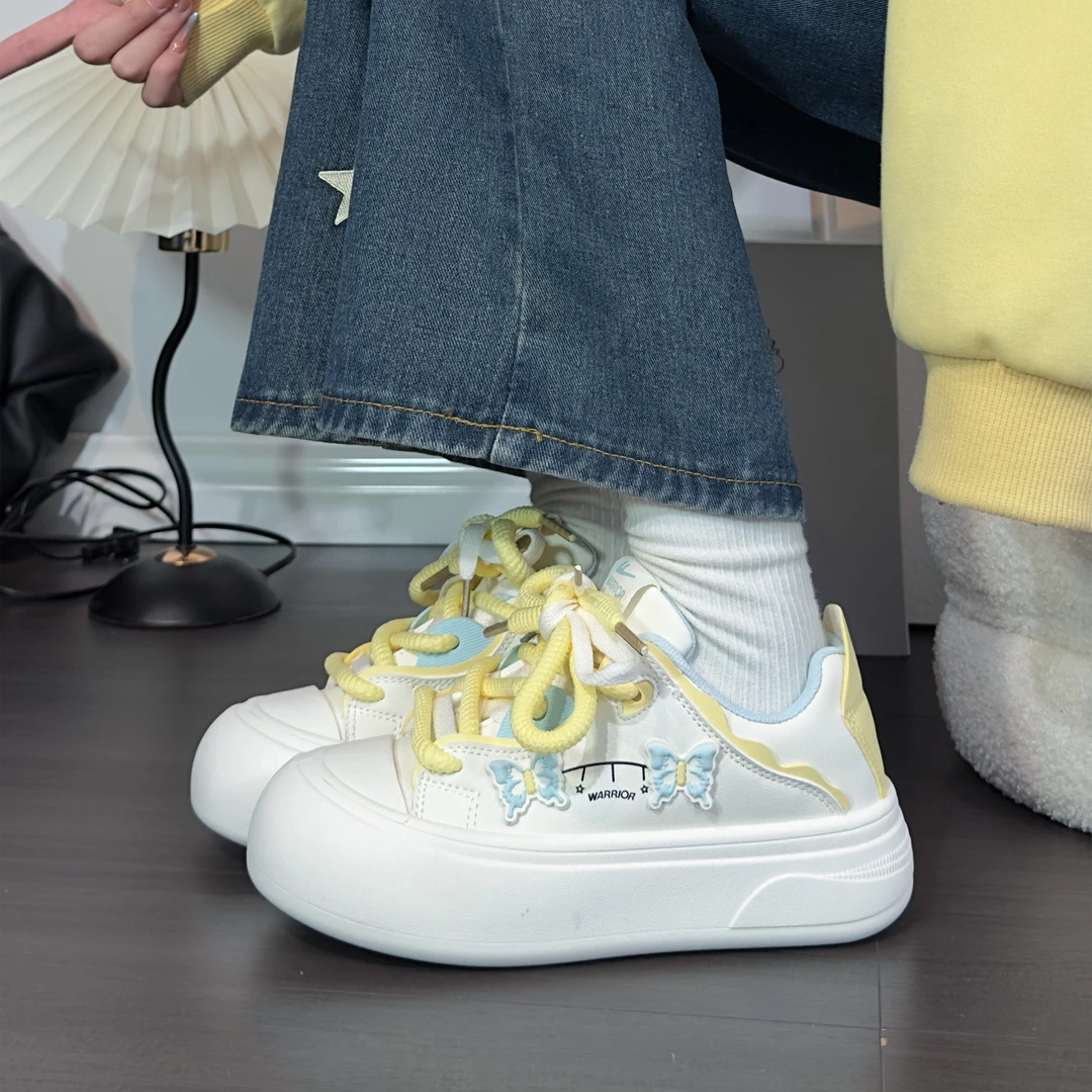 回力蝴蝶面包板鞋秋季厚底大头鞋女学生百搭爆款配裙子休闲小白鞋