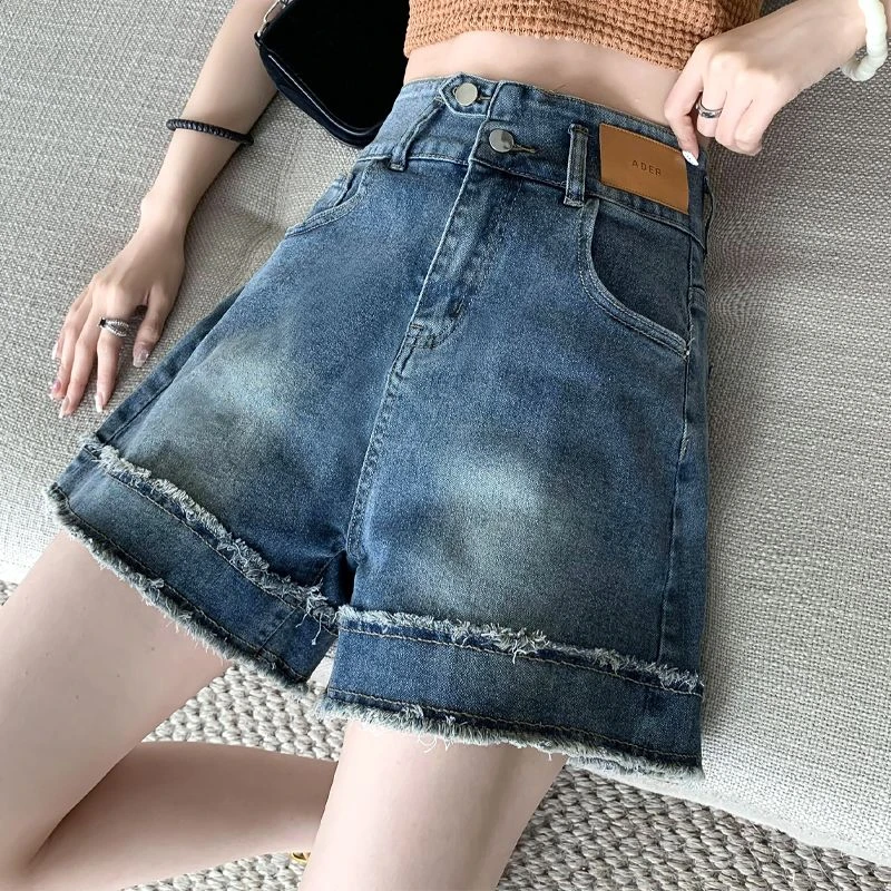 2025年胖mm夏季新款夏天高腰显瘦牛仔短裤女毛边大码宽松a字短裤