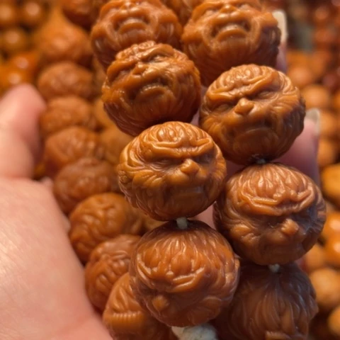 手串猴头核桃点****）舞台