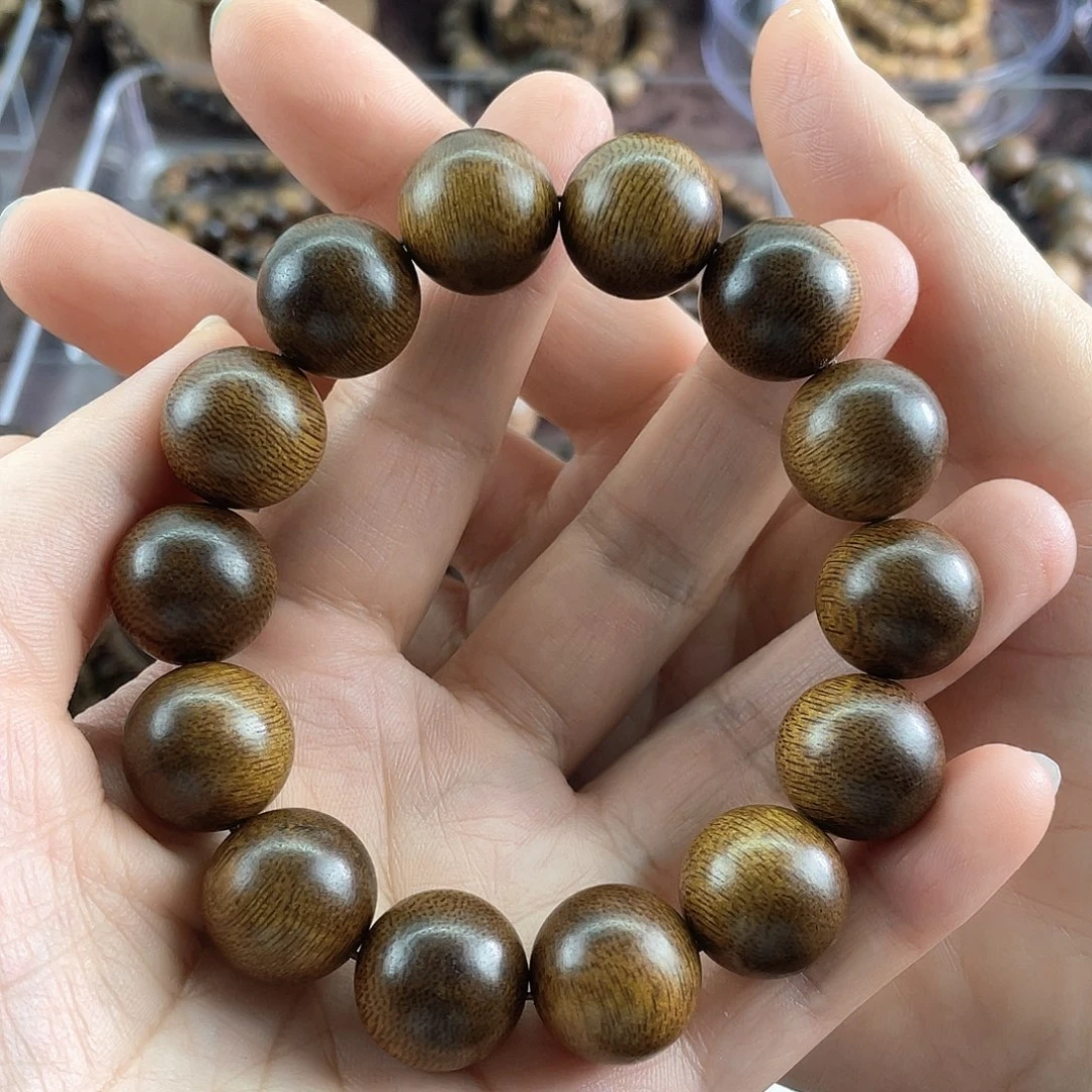 沉香手串黑*使越南芽庄白棋